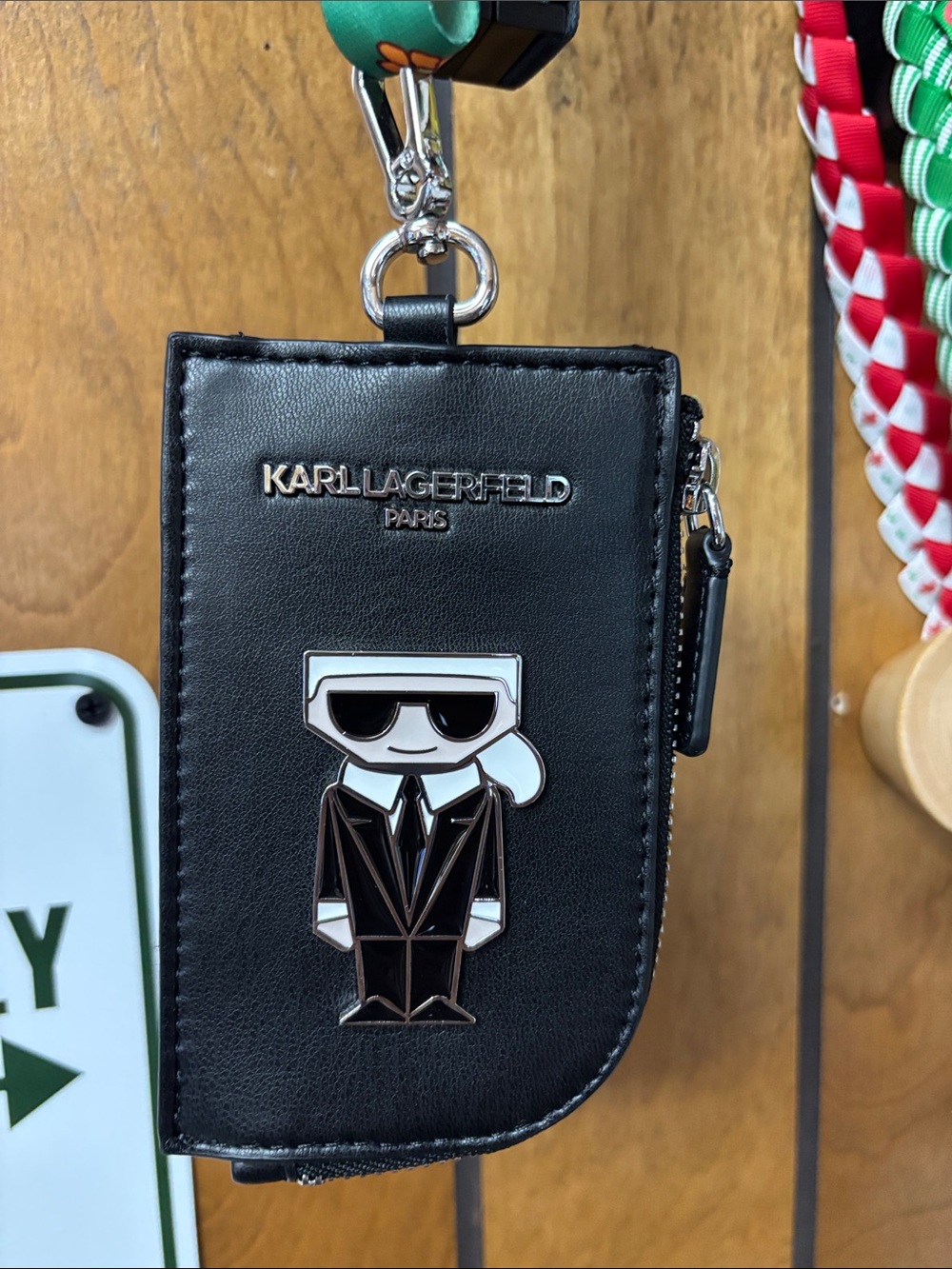 Karl Lagerfeld Paris Black
Tote Bag Logo Charm